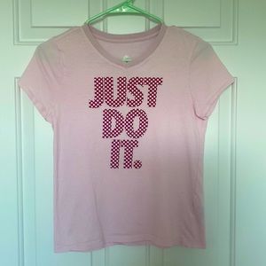 Girls Nike tee shirt